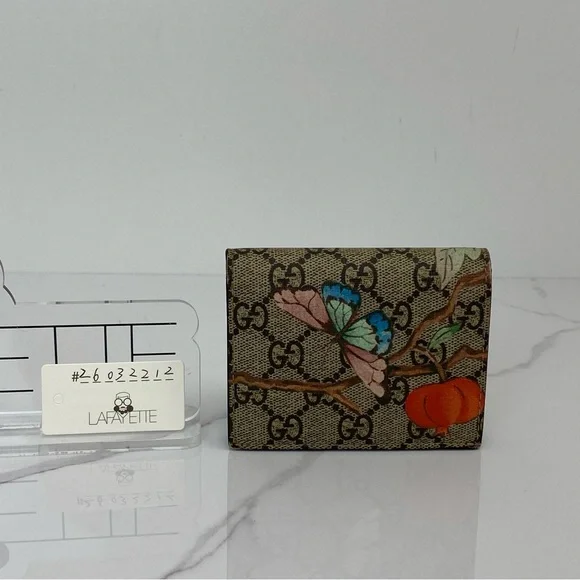 Gucci GG Supreme Card Case - Picture 2 of 6